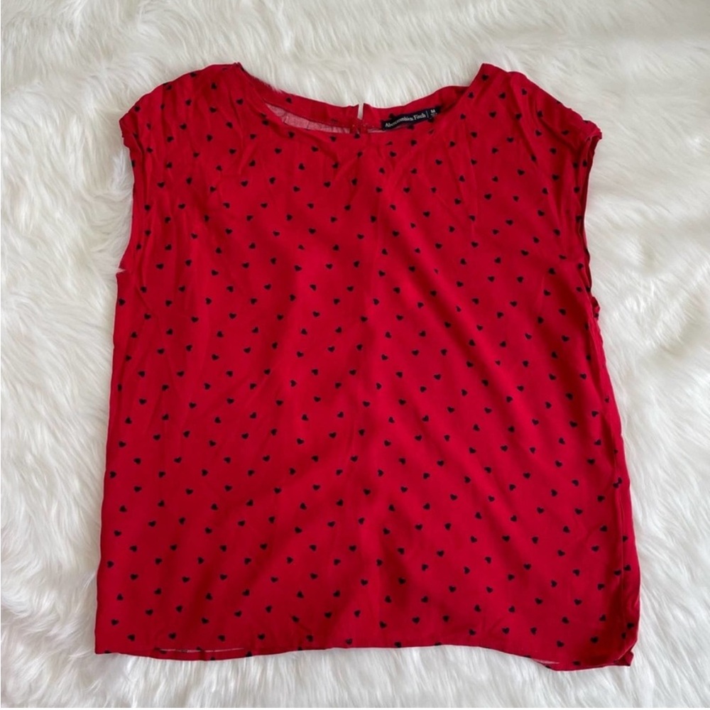 Abercrombie & Fitch Heart Print Red & Black Button Back Blouse Sleeveless Top M